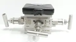 SWAGELOK SS-V3NBF8 MANIFOLD