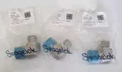 3 SWAGELOK MALE CONNECTOR ELBOW 1/2 IN. TUBE OD X 1 IN. MALE NPT (SS-810-2-16)