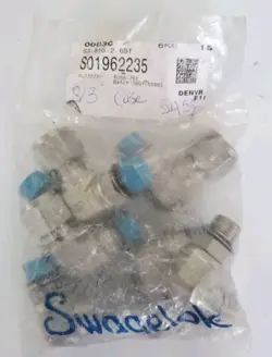 6EA SWAGELOK SS-810-2-6ST