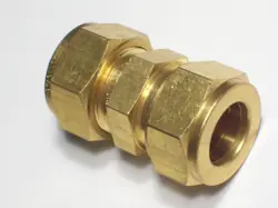 1 - SWAGELOK BRASS UNION FITTING, 18MM OD TUBE X 18 MM OD TUBE, B-18M0-6