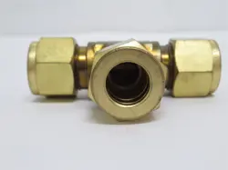 TUBE FITTING;