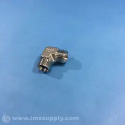 SWAGELOK SS-810-9 STAINLESS STEEL SWAGELOK TUBE FITTING FNIP