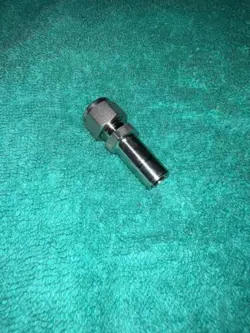 SWAGELOK TUBE FITTING, REDUCER, 3/8 IN. X 1/2 IN. TUBE OD  (SS-600-R-8)