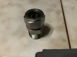 1 - SWAGELOK STAINLESS STEEL CONNECTOR, 3/4