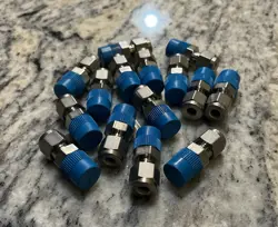 (10) NEW  SWAGELOK SS-400-1-4 MALE CONNECTORS 
