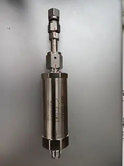 ENTEGRIS WGMXMBRR2 MAX BRONZE FILTER WITH SWAGELOK STAINLESS STEEL FITTING