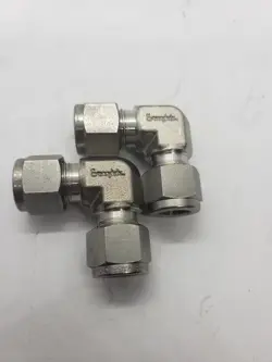 SWAGELOK SS-600-9 90° UNION ELBOW STAINLESS STEEL 3/8