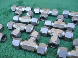 SWAGELOK SS-600-3 TUBE UNION TEE 3/8 IN. X 3/8 IN. X 3/8 IN. TUBE OD