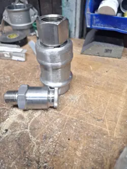 SWAGELOK SS-QT8-B-12PF STAINLESS