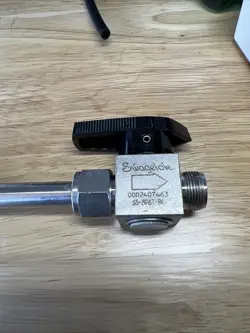 SS-8P6T BLACK HANDLE