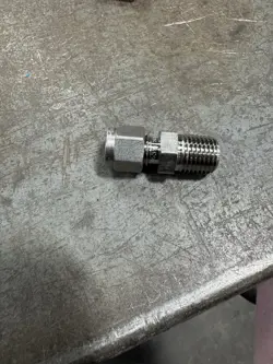 SWAGELOK SS-400-1-4  1/4