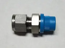 SWAGELOK SS-600-1-4RS MALE