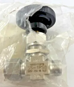 SWAGELOK SS-1R58 NEEDLE VALVE STAINLESS STEEL