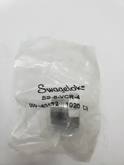 SWAGELOK SS-8-VCR-4 VCR FACE SEAL FITTING 1/2