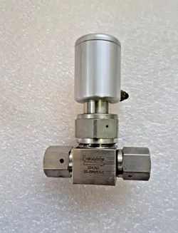 SWAGELOK SS-BNV51-C HIGH PURITY BELLOWS SEALED VALVE