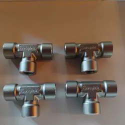SWAGELOK STAINLESS STEEL PIPE TEE FITTING, 1/2