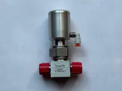 EXCELLENT SWAGELOK 316L SS HIGH PURITY BELLOWS SEALED VALVE SS-BNVCR4-C