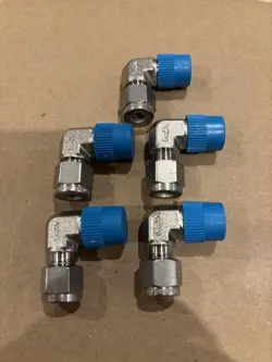 5 EA. SWAGELOK® 1/4 TUBE OD X 3/8 NPT MALE PIPE 90°ELBOW CONNECTOR 316 STAINLESS