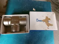 SWAGELOK STAINLESS STEEL PIPE TEE FITTING, 1