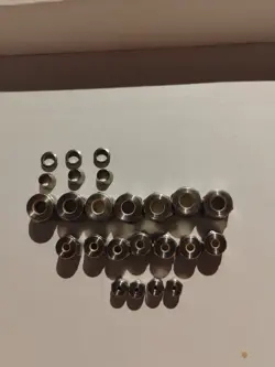 LOT OF 18 SWAGELOK NUTS. 7 3/8