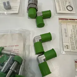 TUBE FITTINGS ELBOWS