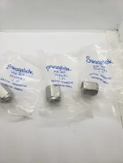 SWAGELOK SS-4-VCR-1 VCR FACE SEAL FITTING 1/4
