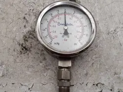 SWAGELOK PSI GAUGE 316SS