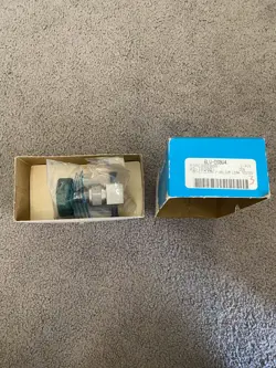 SWAGELOK, 6LV-DSBW4, MANUAL DIAPHRAGM VALVE, (SC-11 CLEAN/HELIUM LEAK TESTED)