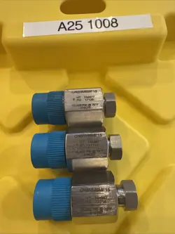 3 LOT - SWAGELOK CN8NM6MF15