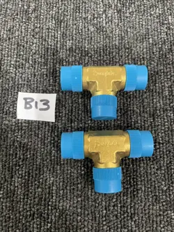 (2) SWAGELOK B-6-MT 3/8