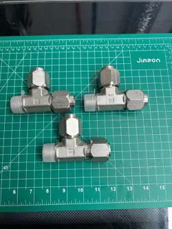 3-PACK LOT SWAGELOK STAINLESS STEEL TEE 3/4