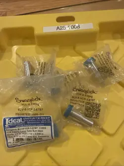 5 - SWAGELOK 6LV-8-VCR-3-8TB7 LONG TUBE BUTT WELD GLAND 1/2