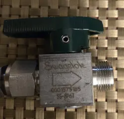 3 PIEACE SWAGELOK SS8P6T STAINLESS STEEL 1/2 INCH VALVE GREEN