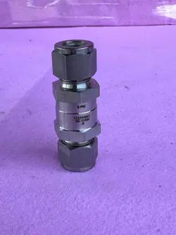 SWAGELOK SS-CHS8-5 STAINLESS STEEL