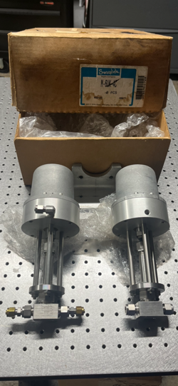 X2 SWAGELOK NUPRO