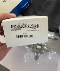 1PCS SWAGELOK SS-62XTS4 BALL VALVE BRAND NEW FEDEX / DHL