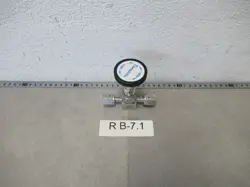 VALVE SWAGELOK EW4021