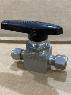 WHITEY / SWAGELOK ~ SS-44S6 - 3/8” TUBE VALVE