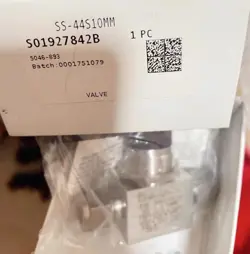 SWAGELOK SS-44S10MM BALL VALVE/