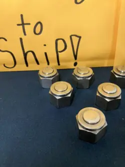 PLUG 1/2