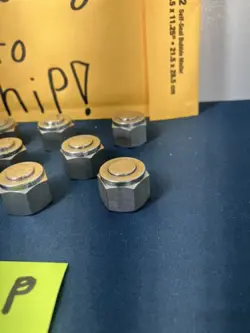 PLUG 1/2 IN.