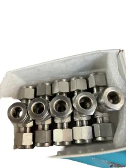 SWAGELOK FITTING TEE 1/2