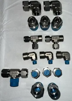 SWAGELOK MISCELLANEOUS STAINLESS STEEL FITTINGS (16PCS)