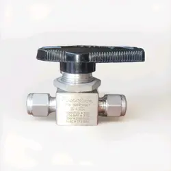 SWAGELOK SS-43GS4 BALL VALVE, 1.4 CV, 1/4 IN. STAINLESS STEEL NEW NO BOX