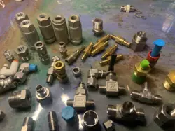 SWAGELOK VALVES AND
