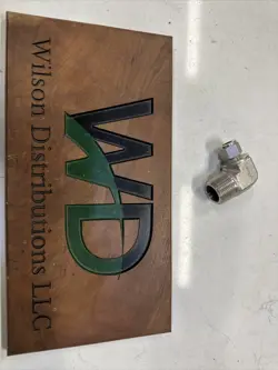 SWAGELOK SS-810-2-16 STAINLESS STEEL SWAGELOK TUBE FITTING FNSP