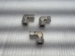 SWAGELOK LOT OF 3 ELBOW 3/4 FITTING NSNP