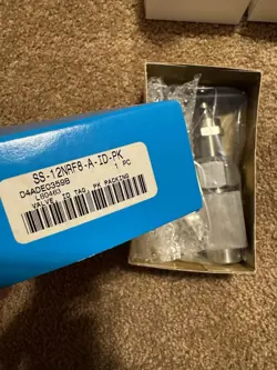 SWAGELOK SS-12NRF8-A-ID-PK VALVE