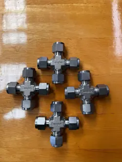 TUBE CROSS