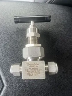 SWAGELOK SS-6NBS6